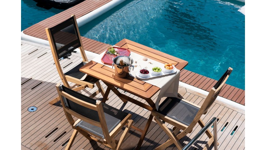 Motor Yacht GO (002)