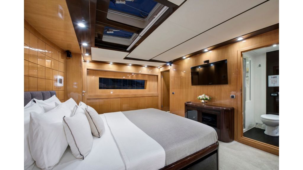 Motor Yacht GO (034)