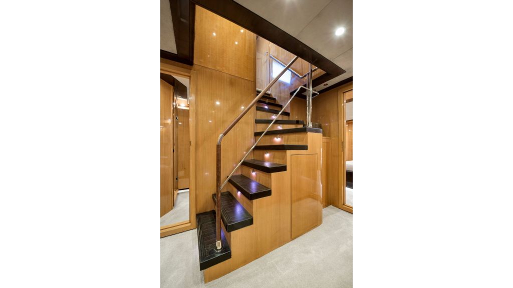 Motor Yacht GO (040)