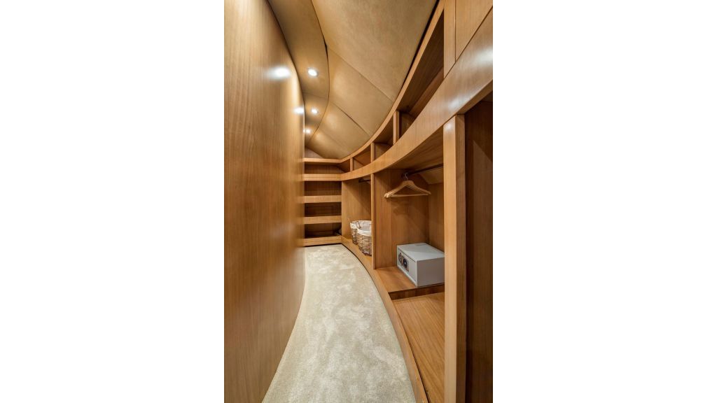 Motor Yacht GO (042)