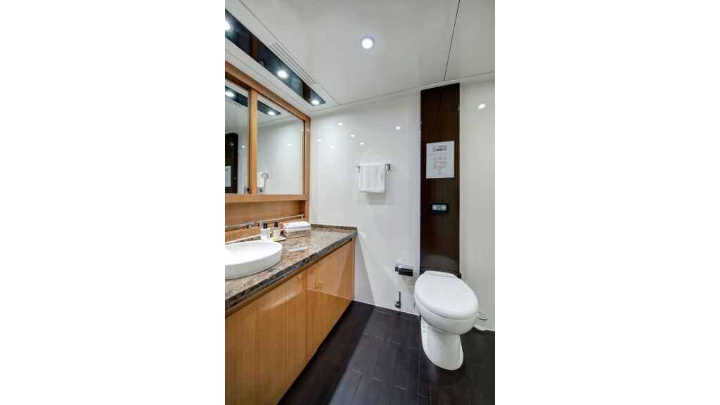 Motor Yacht GO (046)