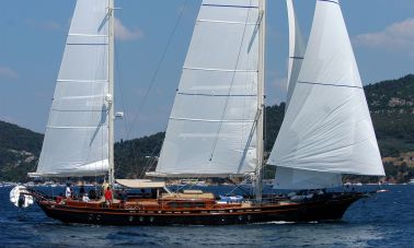 sailing-yacht-ilios