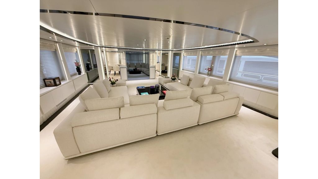 Vertigo Super Yacht (015)