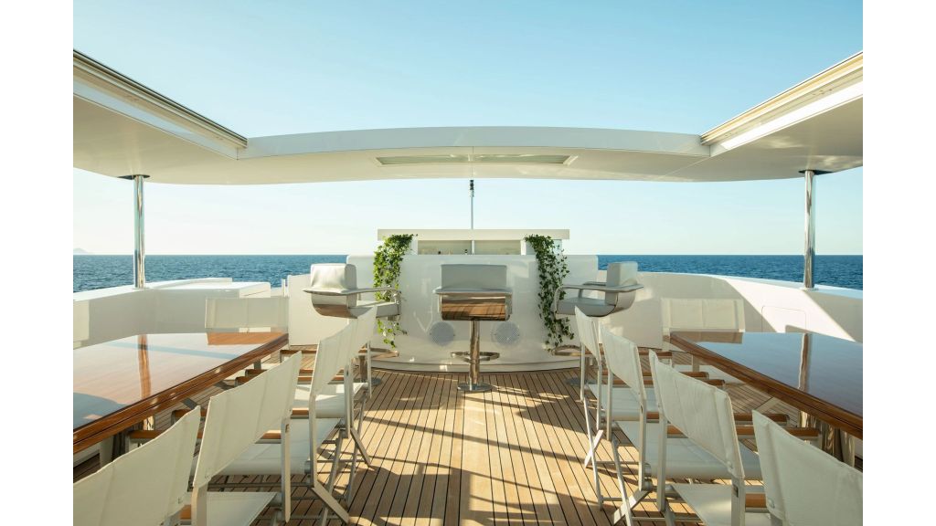 Vertigo Super Yacht (022)