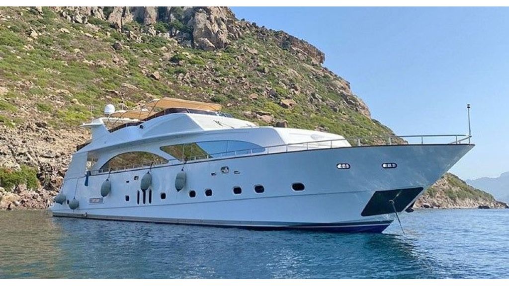 Elegant Build Motor Yacht