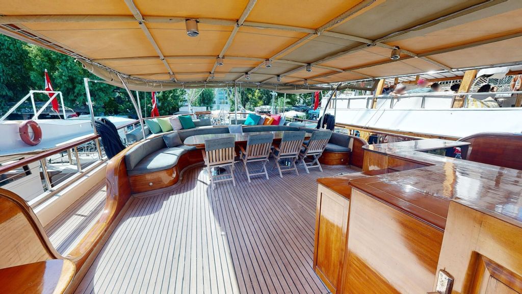 gulet dear lila (712)