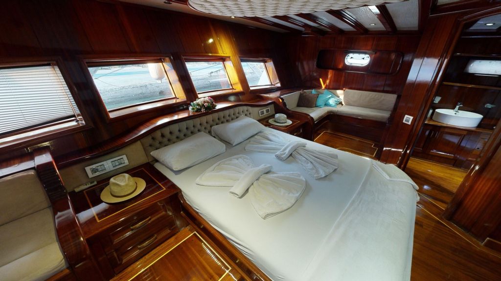 gulet dear lila (716)