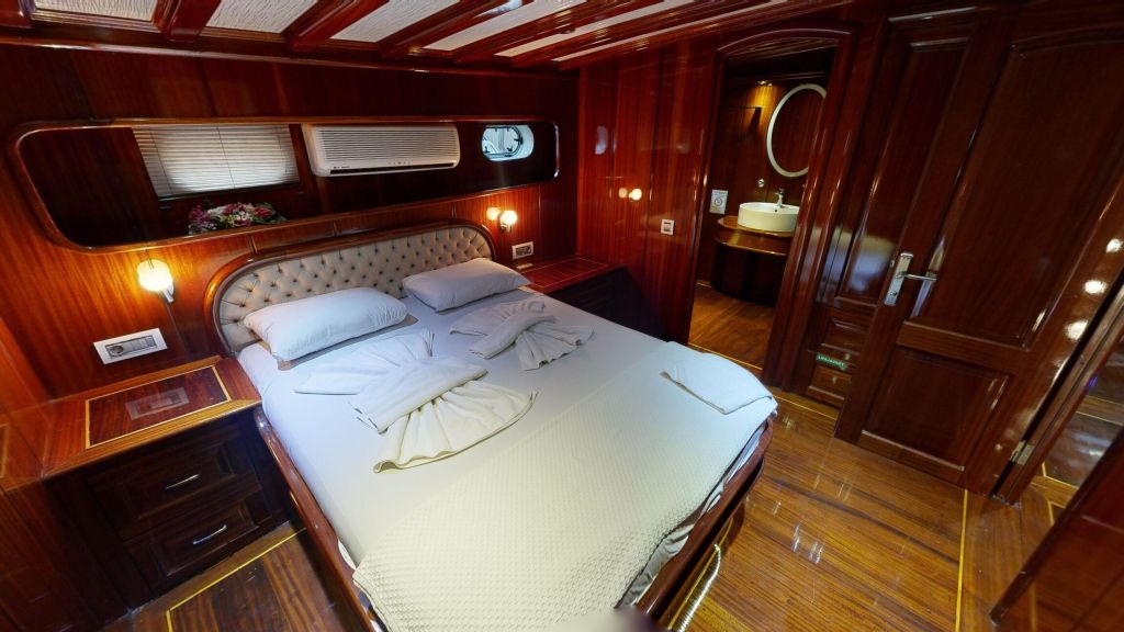 gulet dear lila (722)