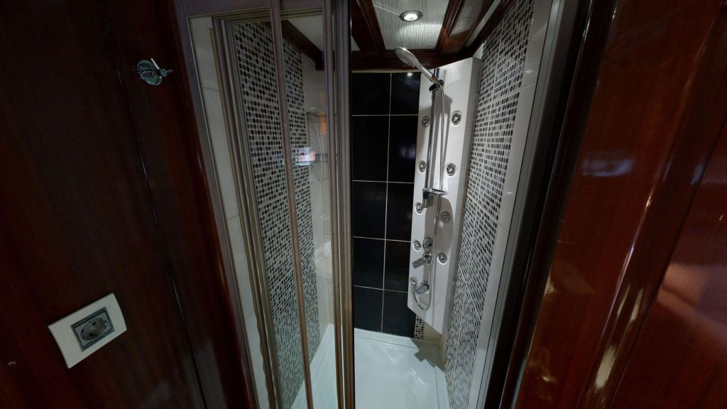 gulet dear lila (724)