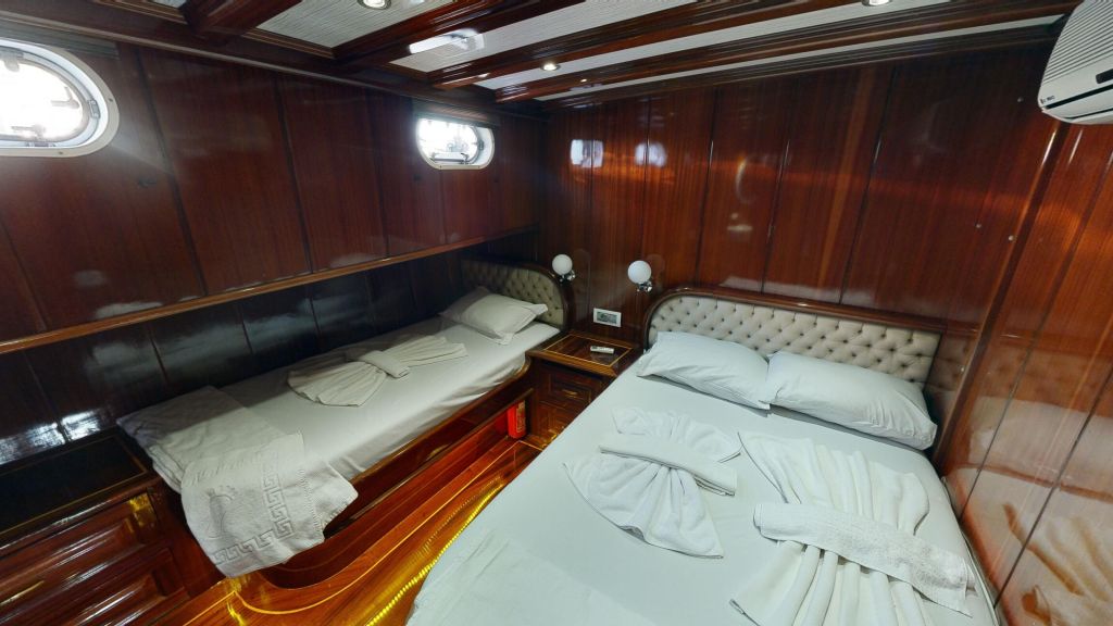 gulet dear lila (734)