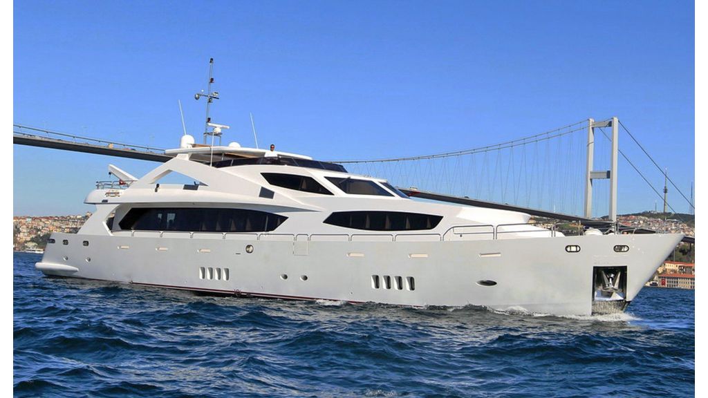 Smyrna Luxury Motor Yacht (2)