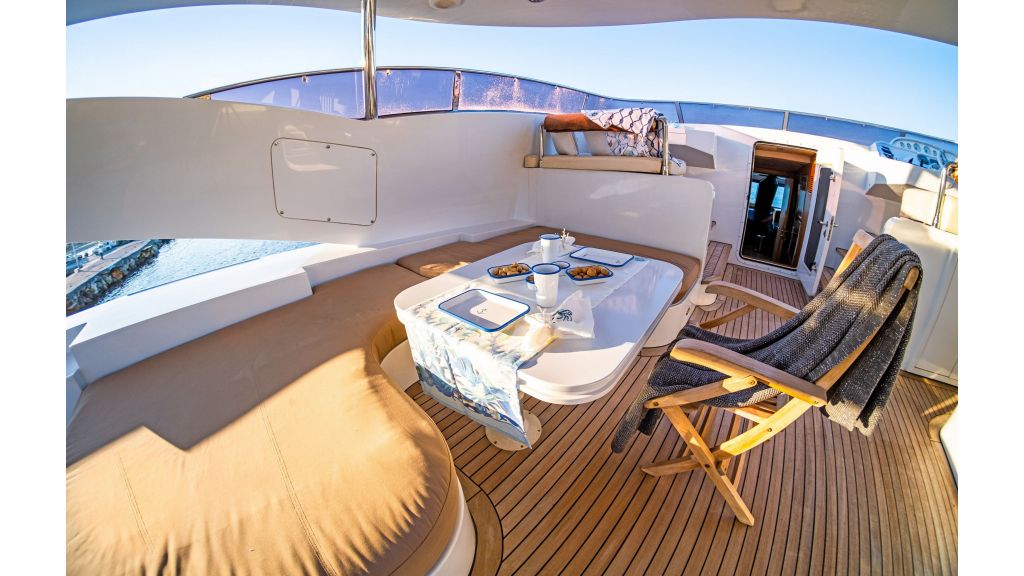 Smyrna Luxury Motor Yacht (40)