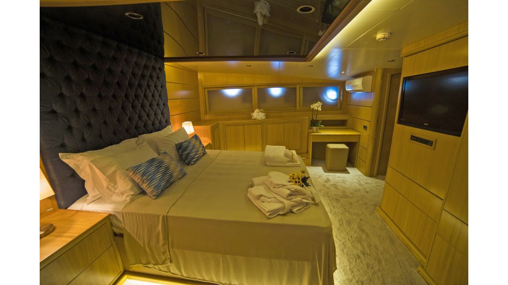 Luxury 5 Cabins Gulet (16)