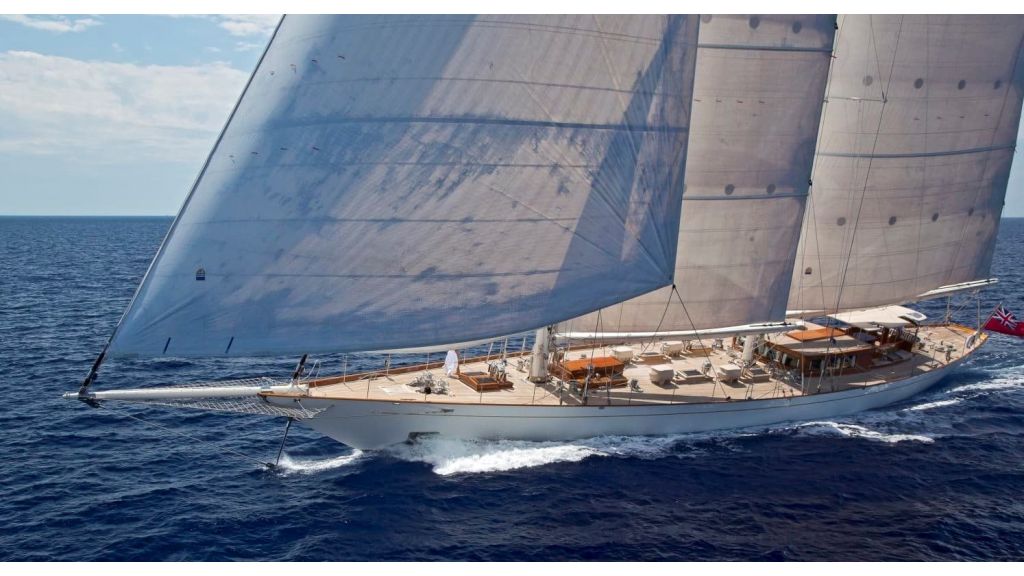 luxury-sailing-yachts-for-sale-master