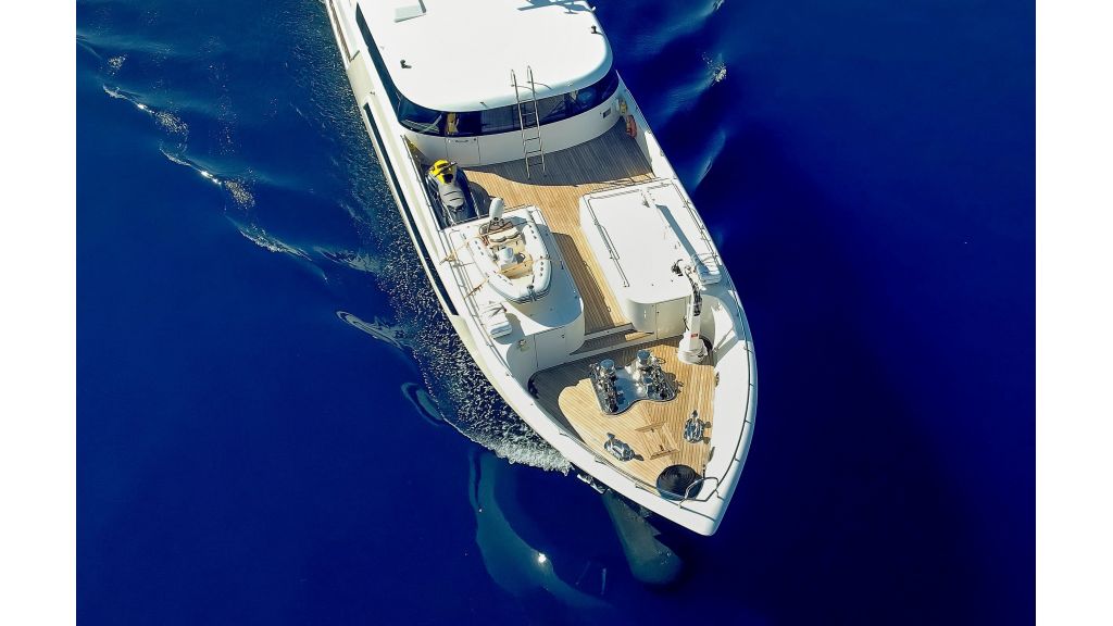 Vetro Luxury Motor Yacht (79)