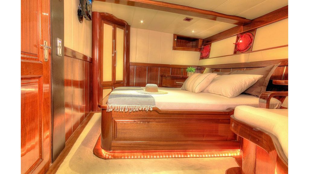 nautilus-sailing-yacht (14)