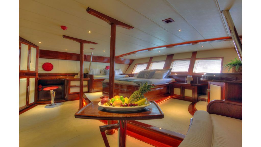 nautilus-sailing-yacht master