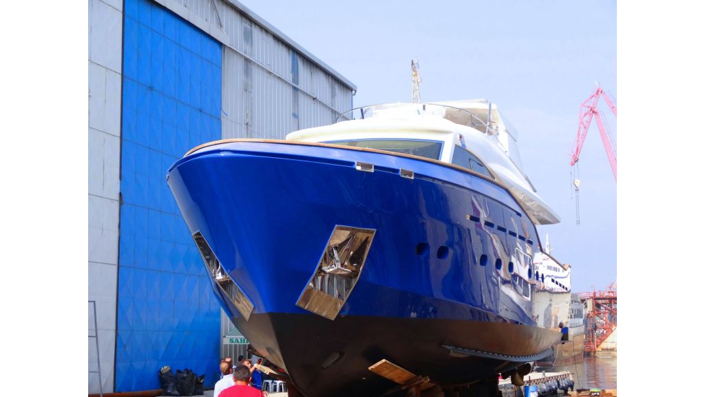 24m Steel Trawler Yacht (2)