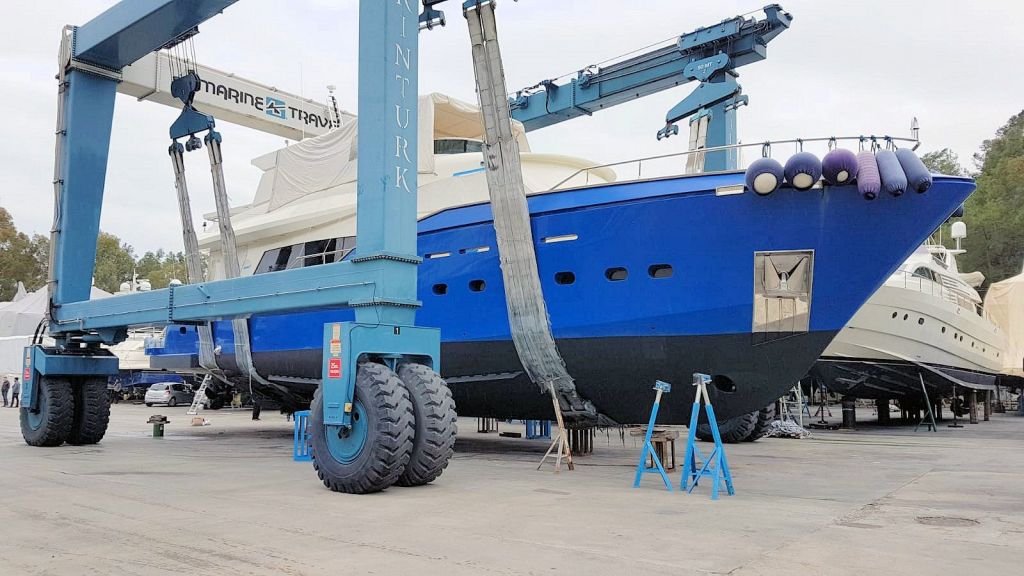 24m Steel Trawler Yacht DryDocked (2)