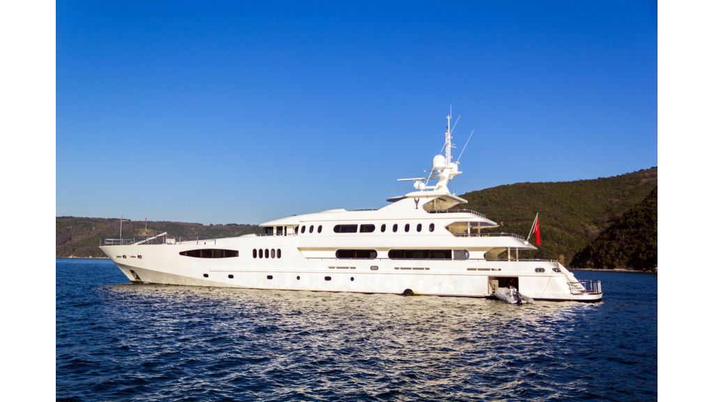 58 m  Mega Yacht for Sale