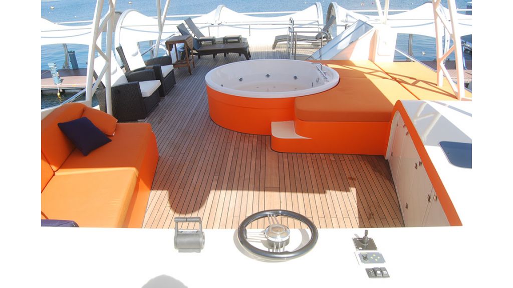 well_abled motor yacht