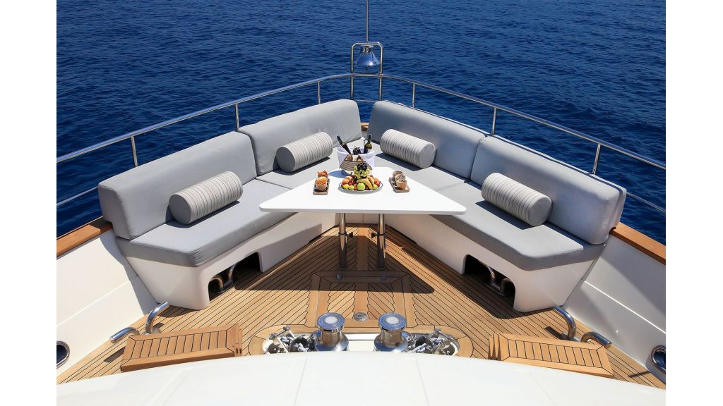 Ariela Luxury Motor Yacht (21)