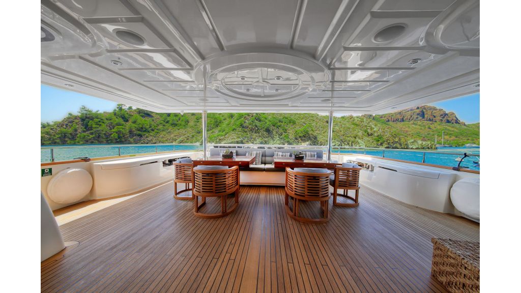 Ariela Luxury Motor Yacht (34)