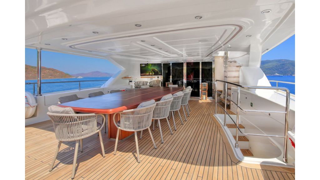 Ariela Luxury Motor Yacht (41)