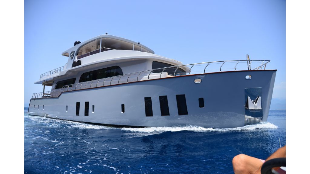 Simay F-Custom-motor yacht (3)