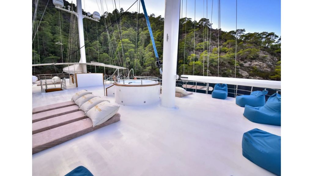 Queen Atlantis (526)