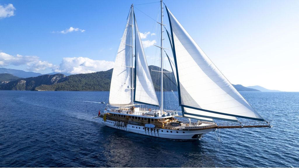 quuen atlantis (001)