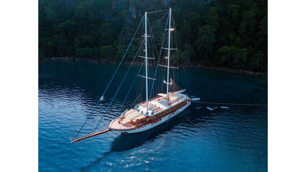 quuen atlantis (011)