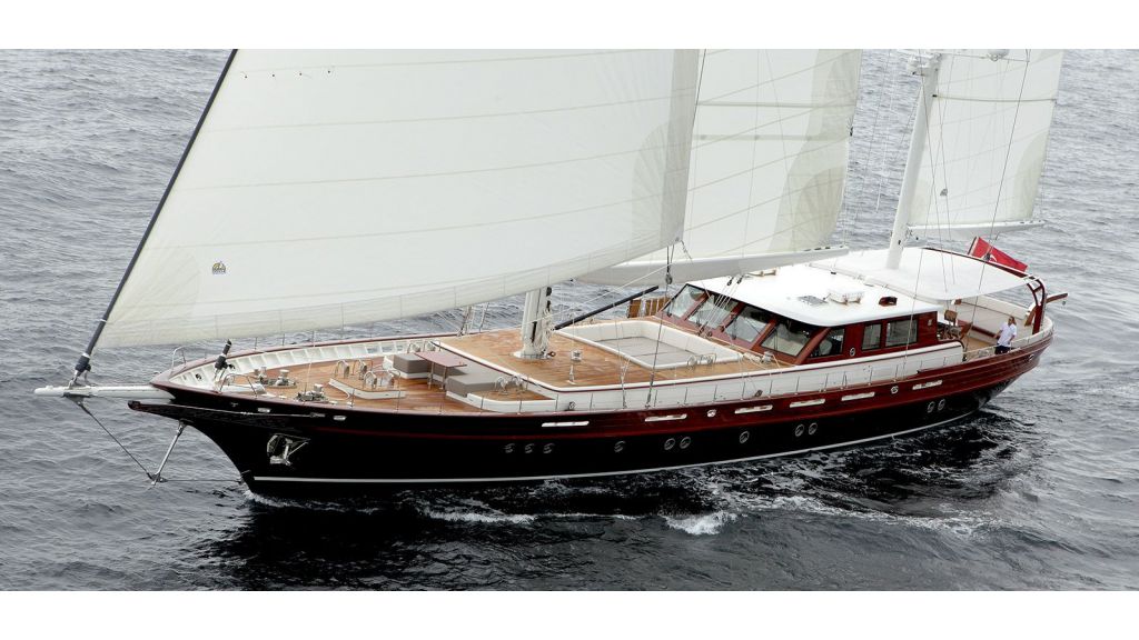 New Design Sailing Yacht (31)