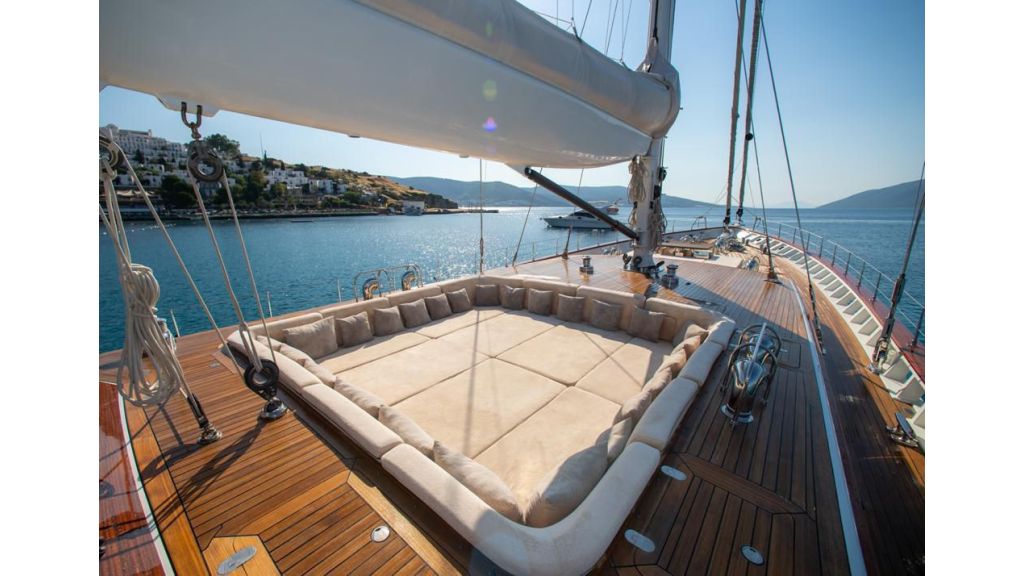 New Design Sailing Yacht-for-sale (5)