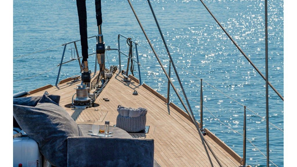 Ashleyrose110 Sailing Yacht (16)