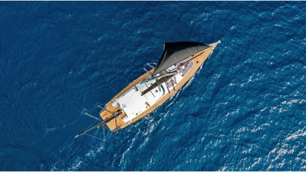 Ashleyrose110 Sailing Yacht (5)