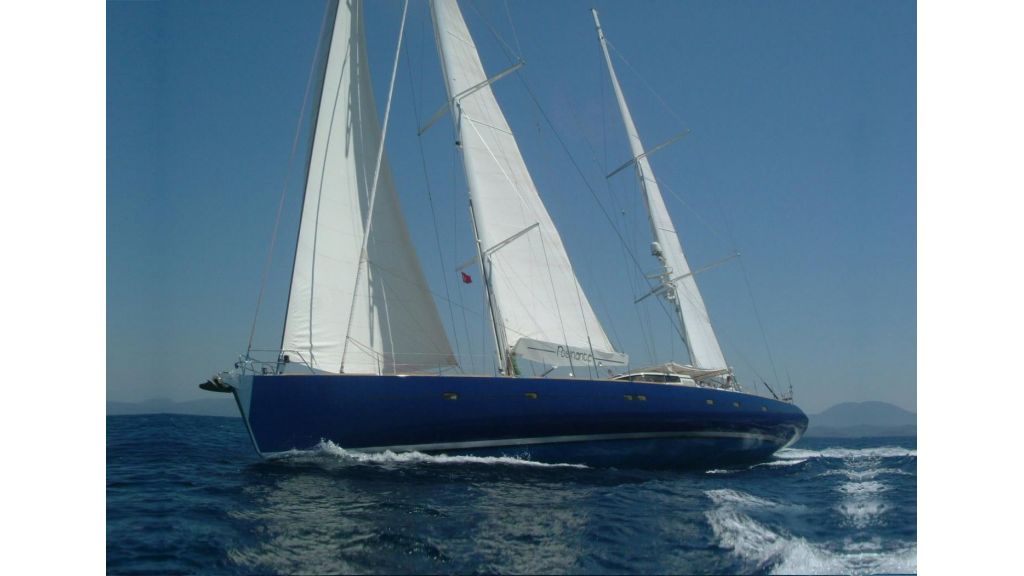 Sailing Yacht Rosinante - master