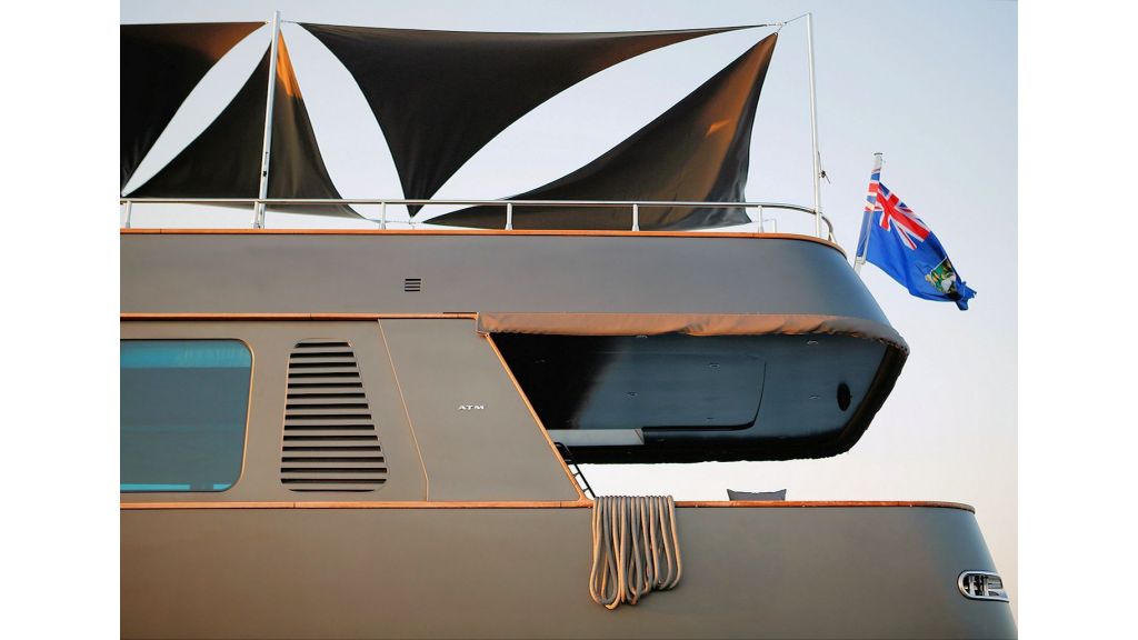 Trawler Style Motor Yacht (16)
