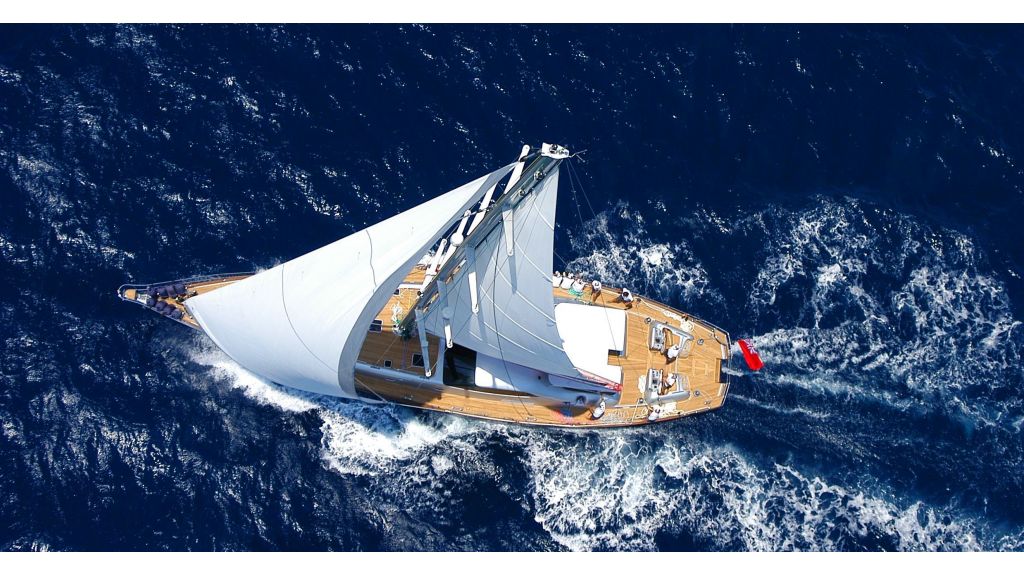 Performance Sailing Yacht (5)