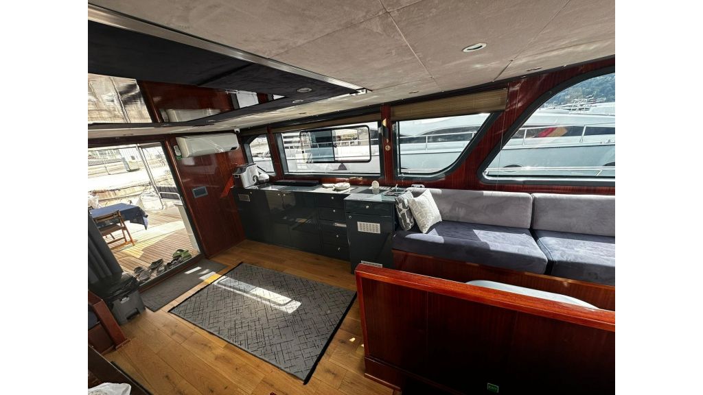 Zeus Motor Yacht (616)