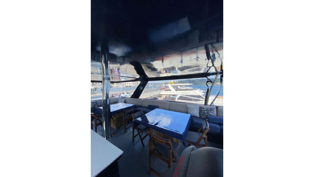 Zeus Motor Yacht (620)