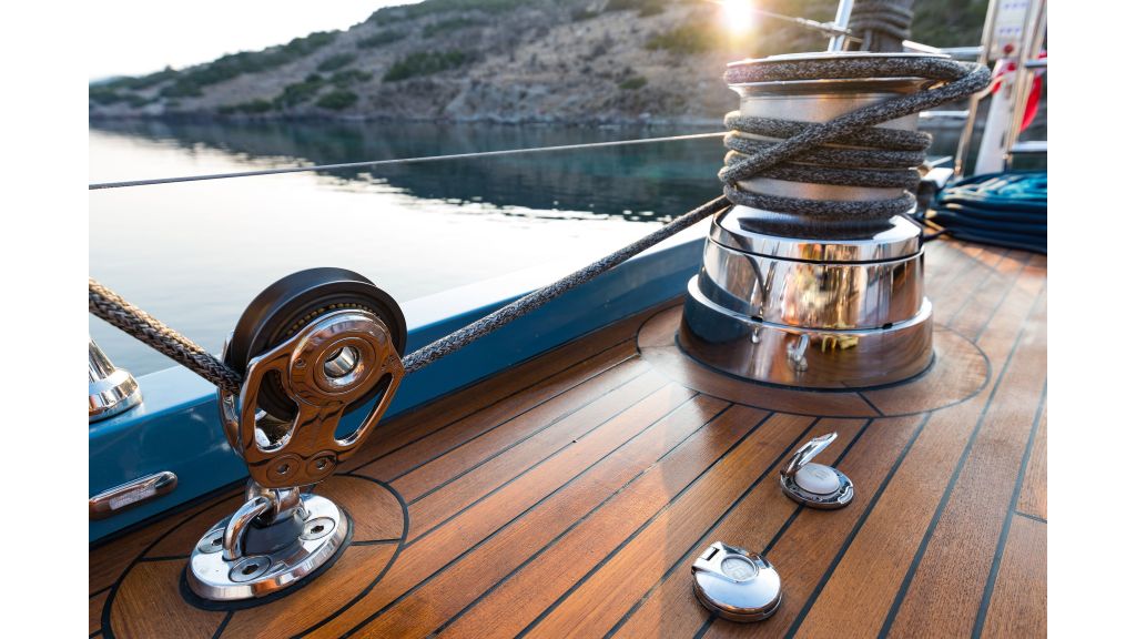 Luxury Motor Sailing,