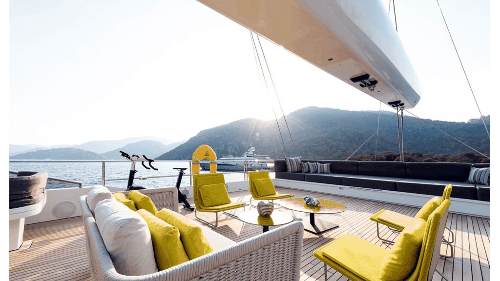 Luxury Motor Sailing Yacht (92)