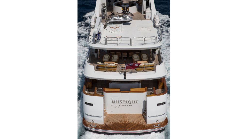 Mustique Luxury Motor Yacht (102)