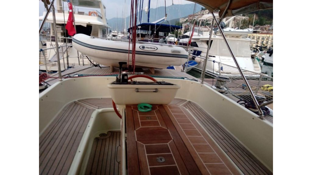 Luxury 2 Cabins Sailing Yacht (7)
