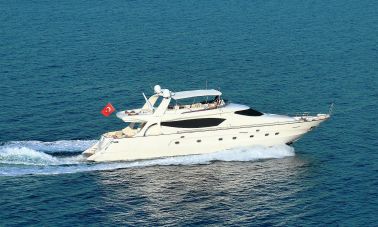 Blanco Motor Yacht