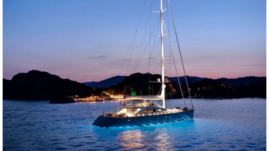 50m Luxury Sailing Yacht (16)