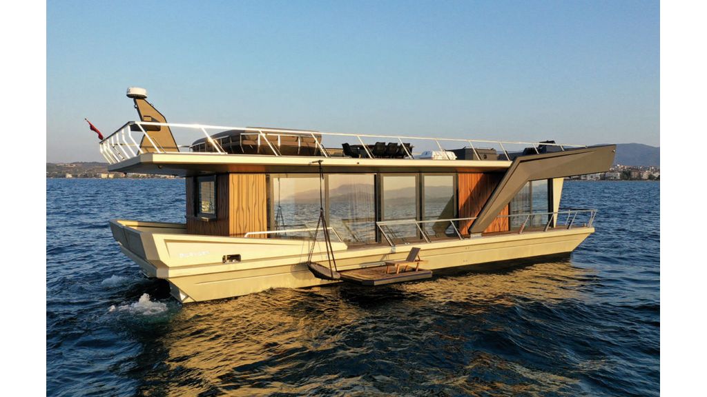 60Ft Floating House (4)