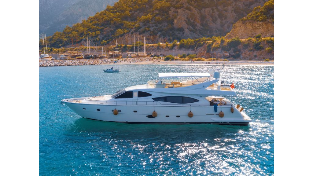 AGL 2 MotorYacht Antalya Luxury Yacht Charter in Turkey