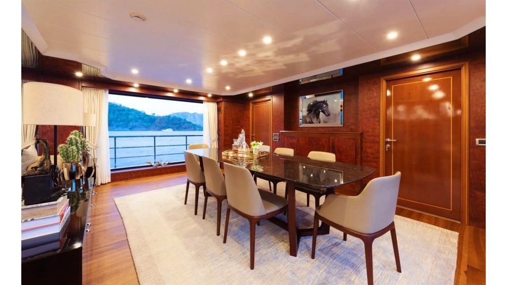 trideck 45m-luxury motor yacht (10)